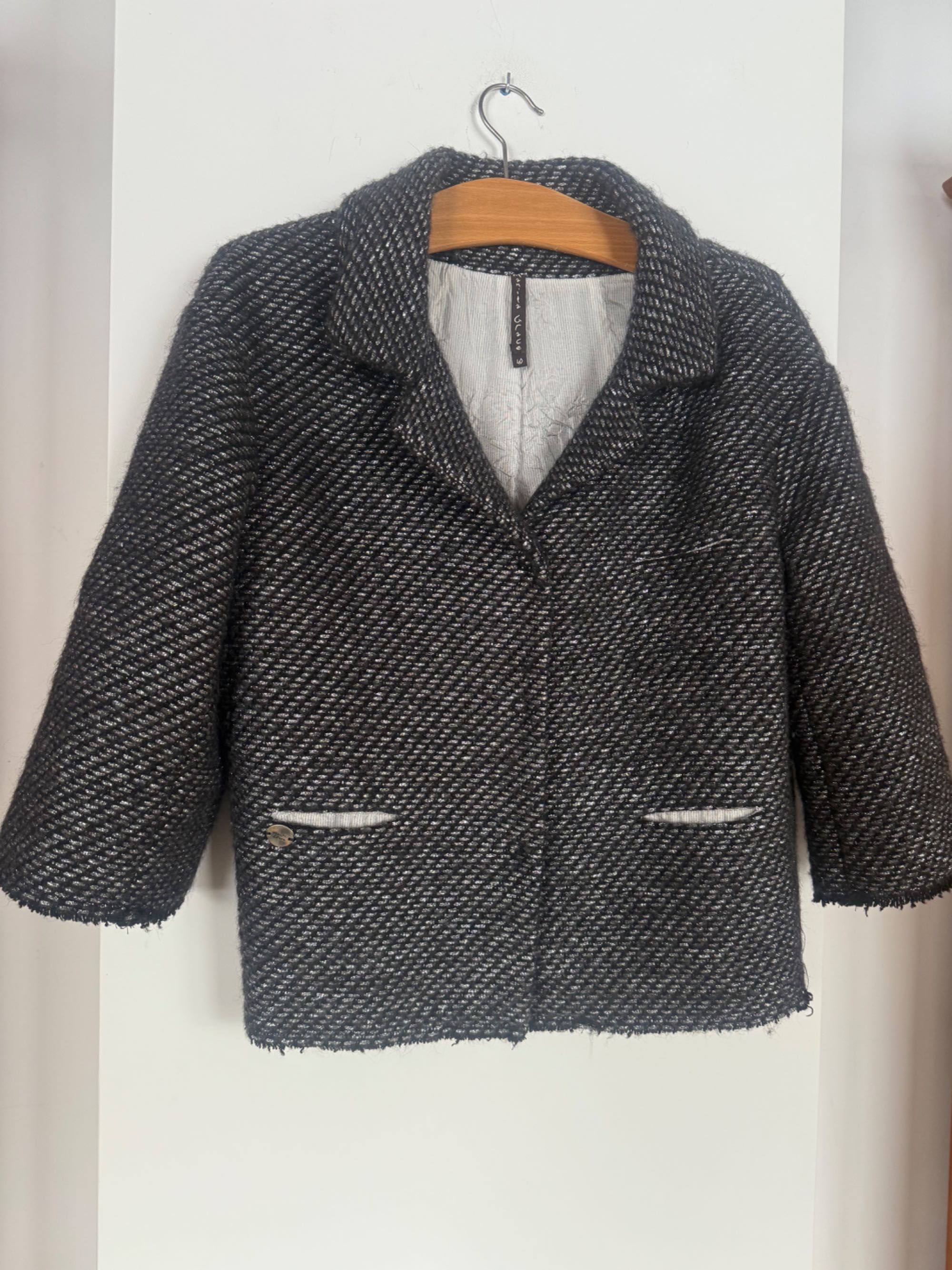 Uroczy żakiecik Manila Grace w stylu vintage