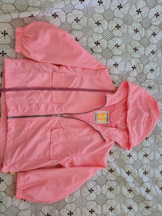 Курточка - вітровка