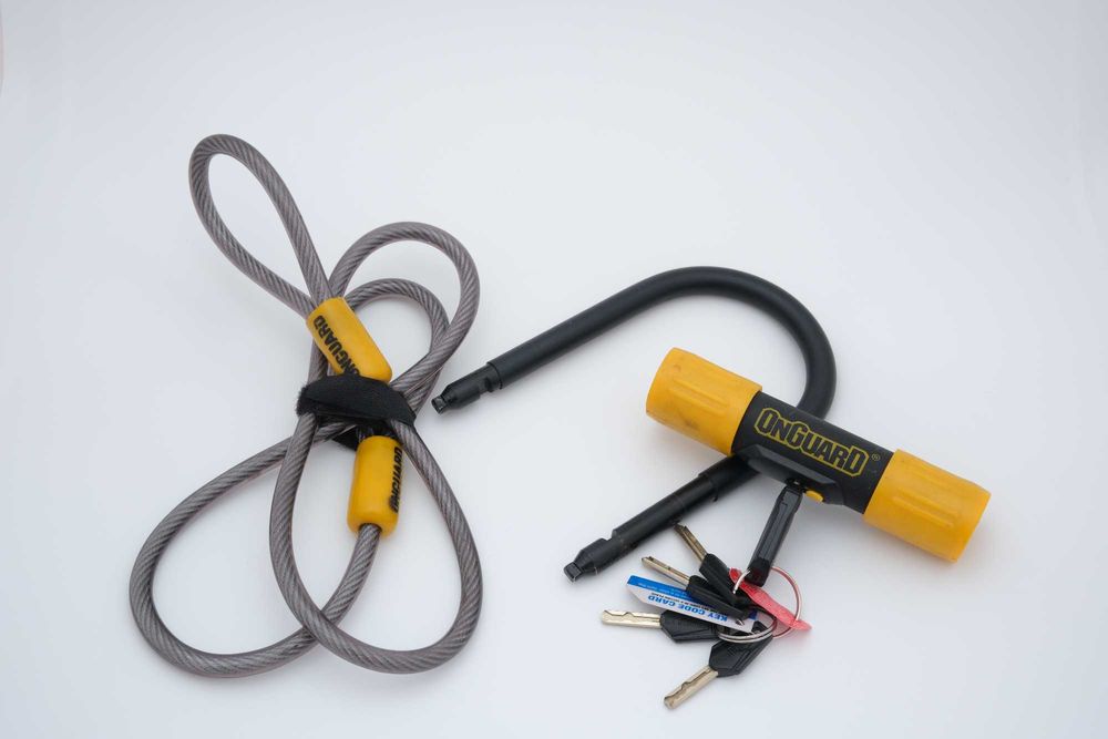 Zapięcie rowerowe U-lock OnGuard Bulldog Mini + linka