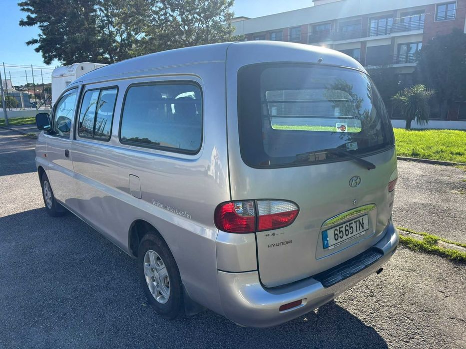 HYUNDAI H1 2.5 DIESEL 100cv - 6 LUGARES - 2002-05