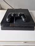 Konsola PS4 FAT 500GB plus 4 gry