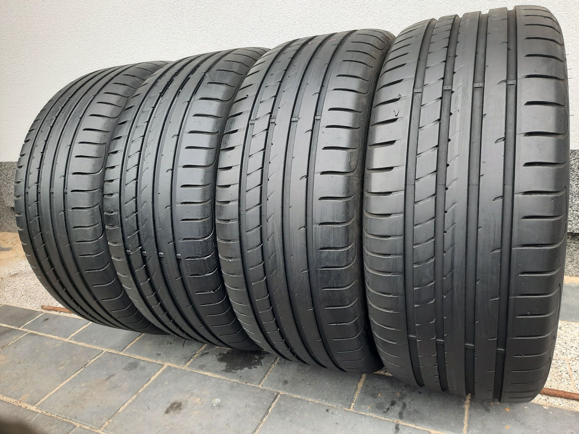 4 opony 245/45 R18 Goodyear Eagle F1 6mm 2019r