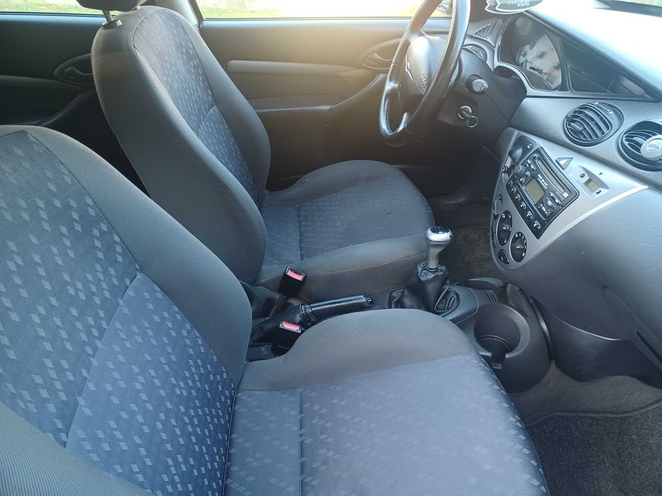 Ford focus 1.6 benzyna