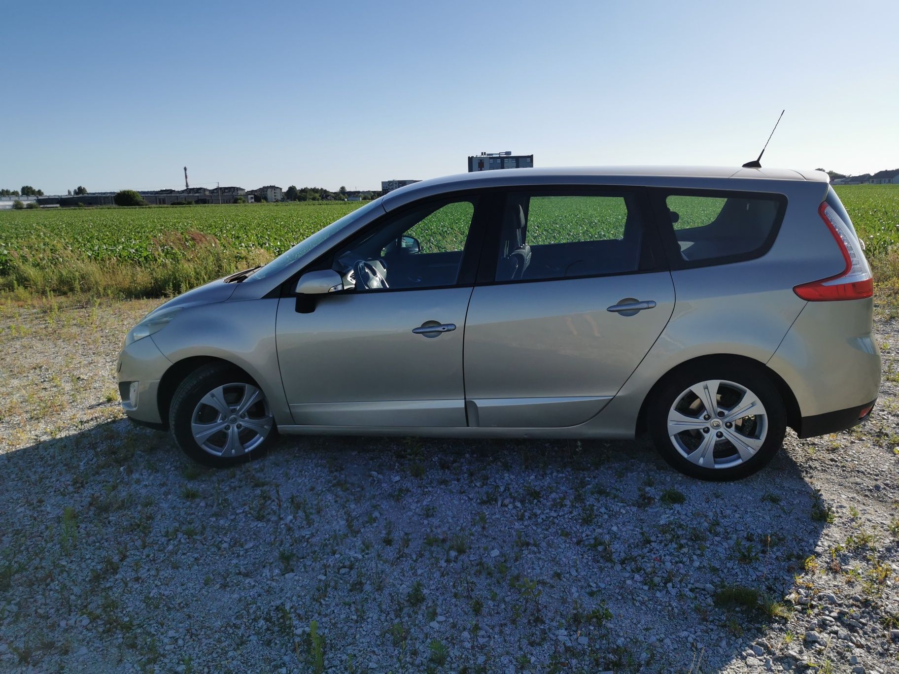 Renault Grand Scenic 3 Niski Przebieg