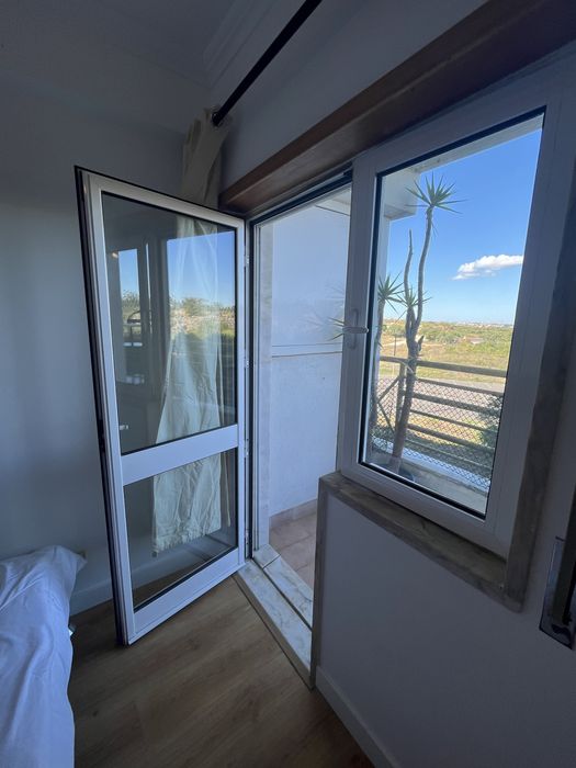 Quarto pra Arrendar- Disponivel