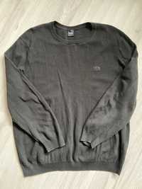 Легкий чорний светр Hugo Boss