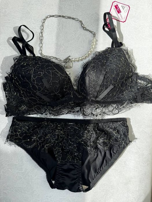 Комплект білизни