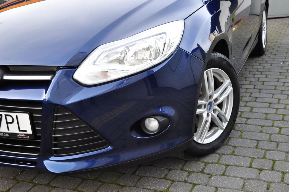 Ford Focus 1.6 Titanium Doinwestowany Niski przebieg