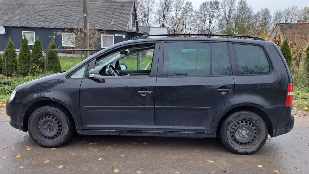 Volkswagen Touran 1.6 бензин MPI. 2005 р