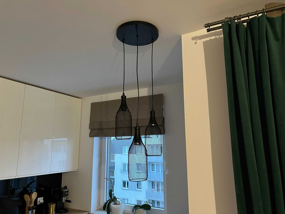 Lampa wisząca trzypunktowa czarna