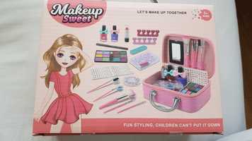 Makeup sweet kuferek zestaw do makijażu i paznokci dla dziewczynki
