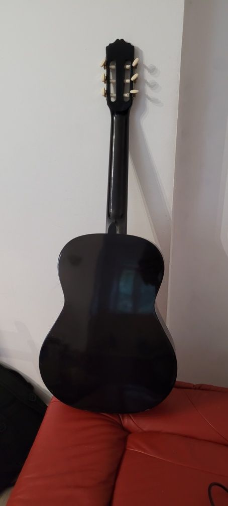 Gitara akustyczna