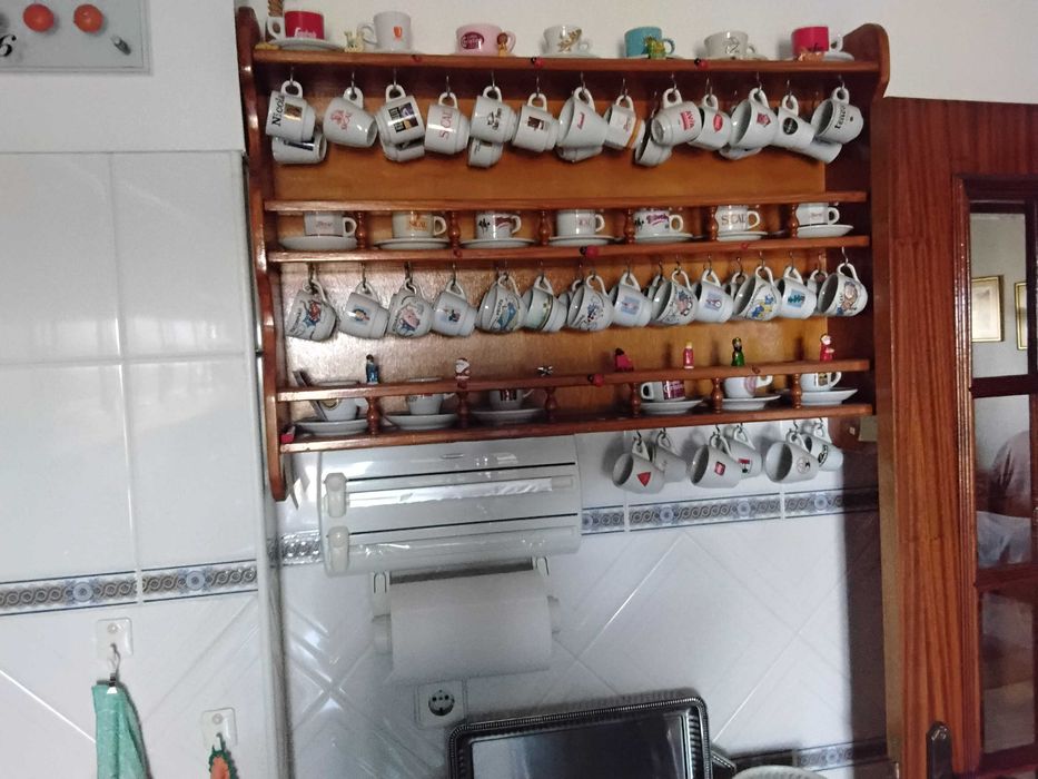 Colecção de chavenas de marcas de café (60)