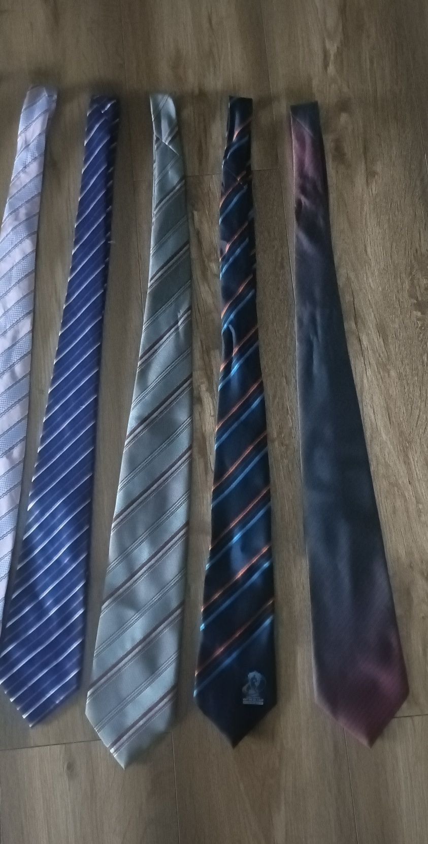Krawaty w paski zestaw