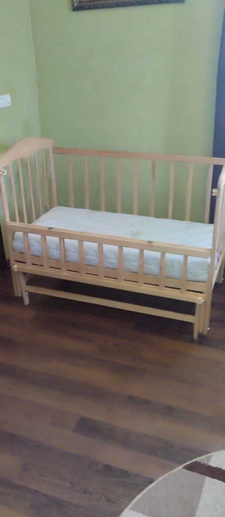 Ліжечко для немовля