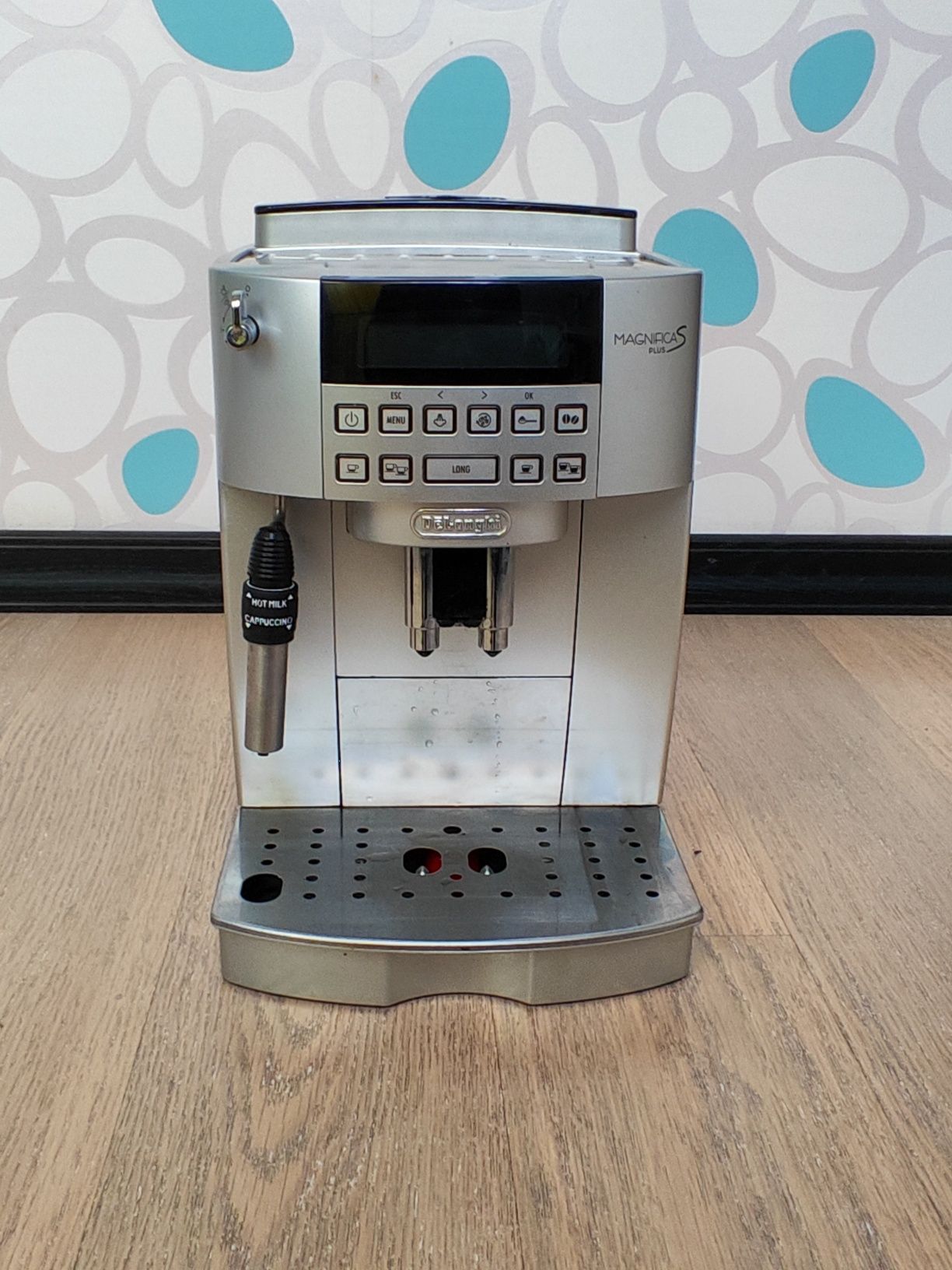 Кавомашина Delonghi Magnifica S Plus Італія