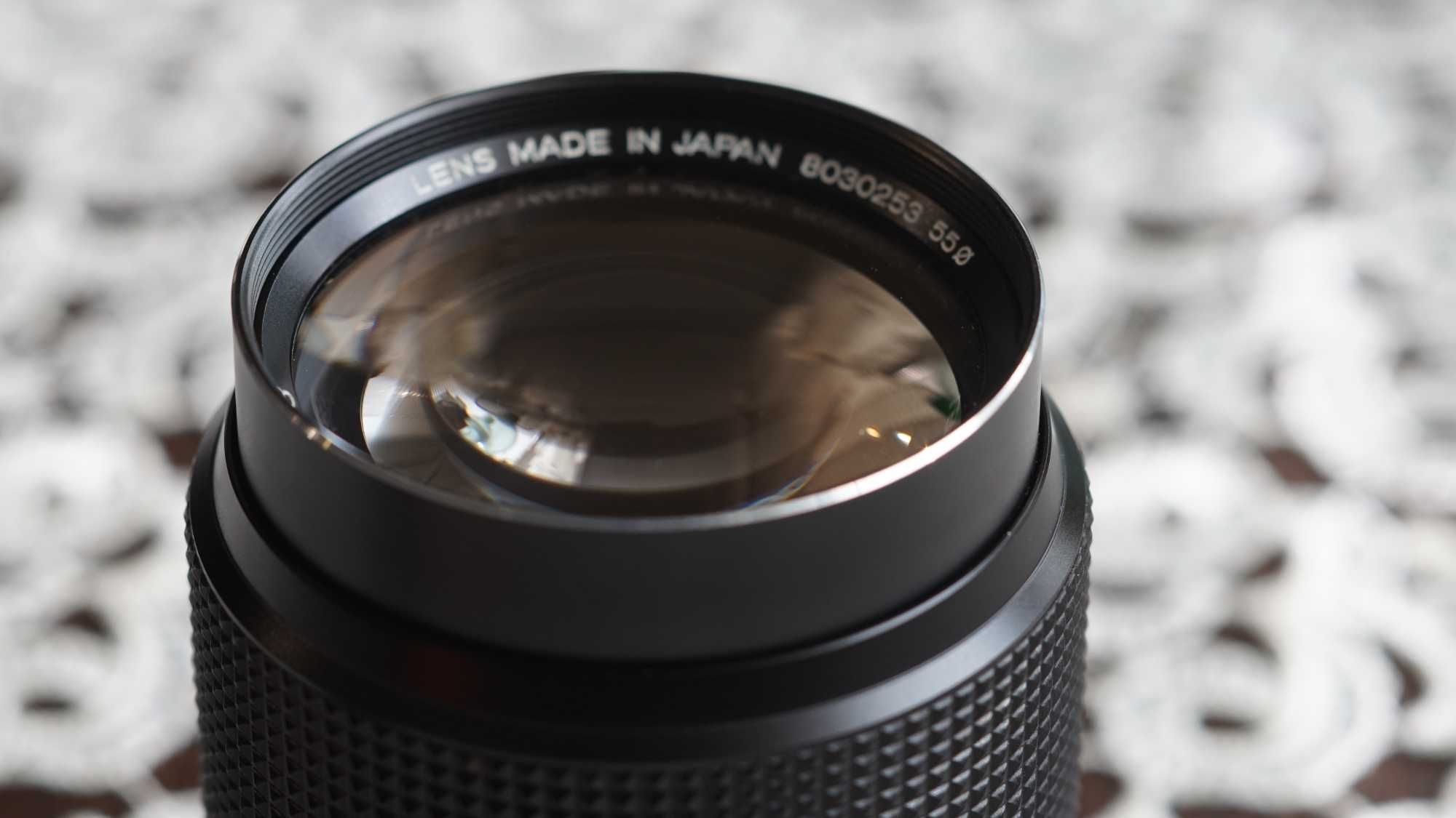 Konica Hexanon 85 1,8 AR