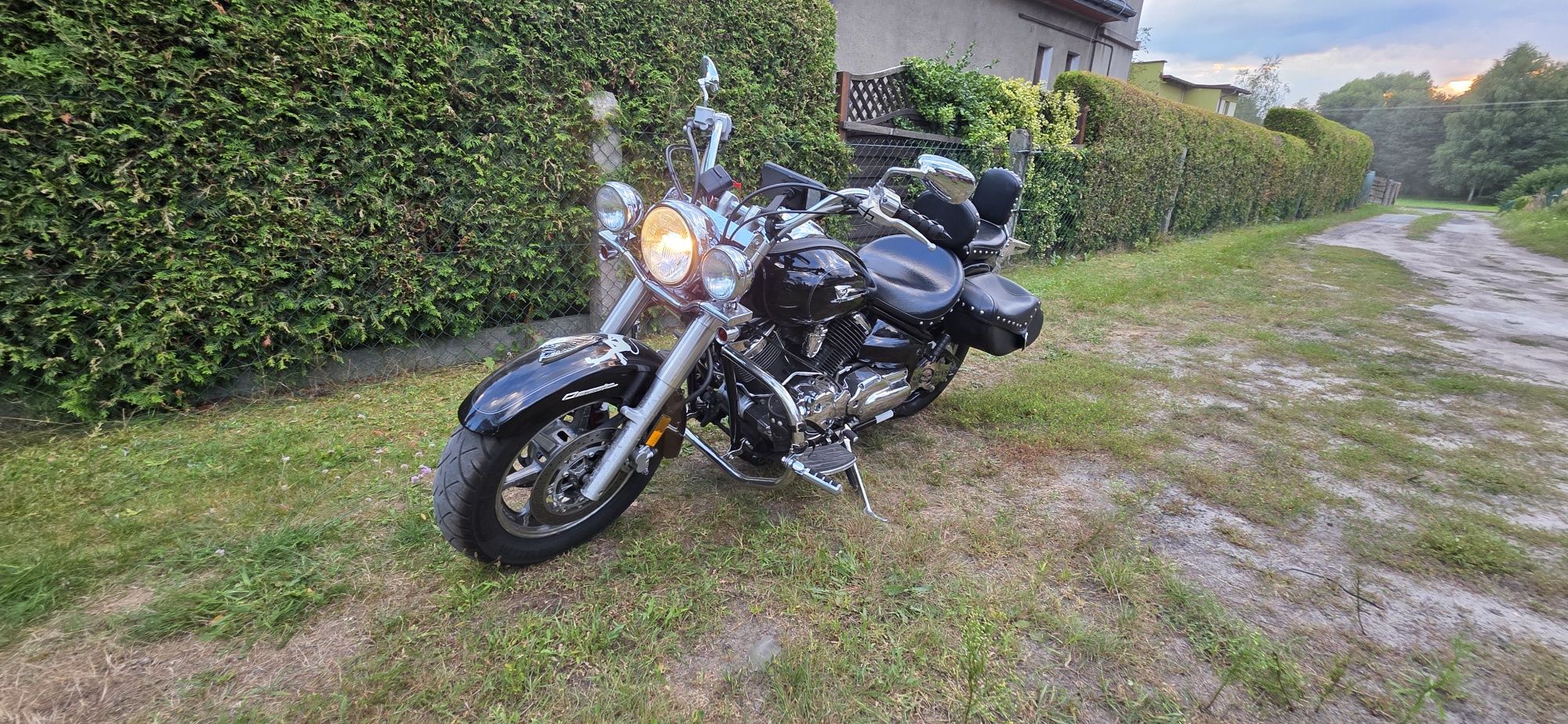 Yamaha XVS 1100 V star