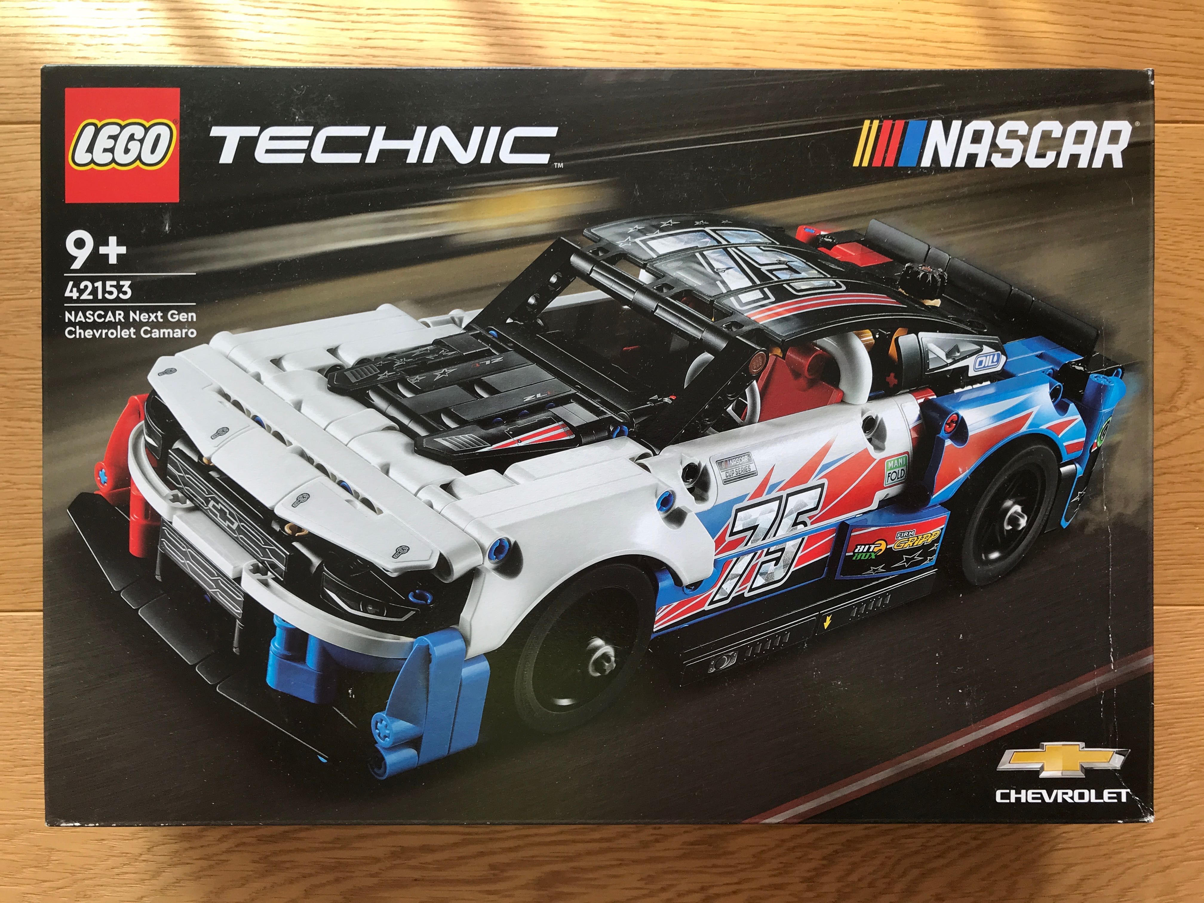 LEGO Technic 42153 Chevrolet Camaro ZL1 z serii NASCAR - NOWE