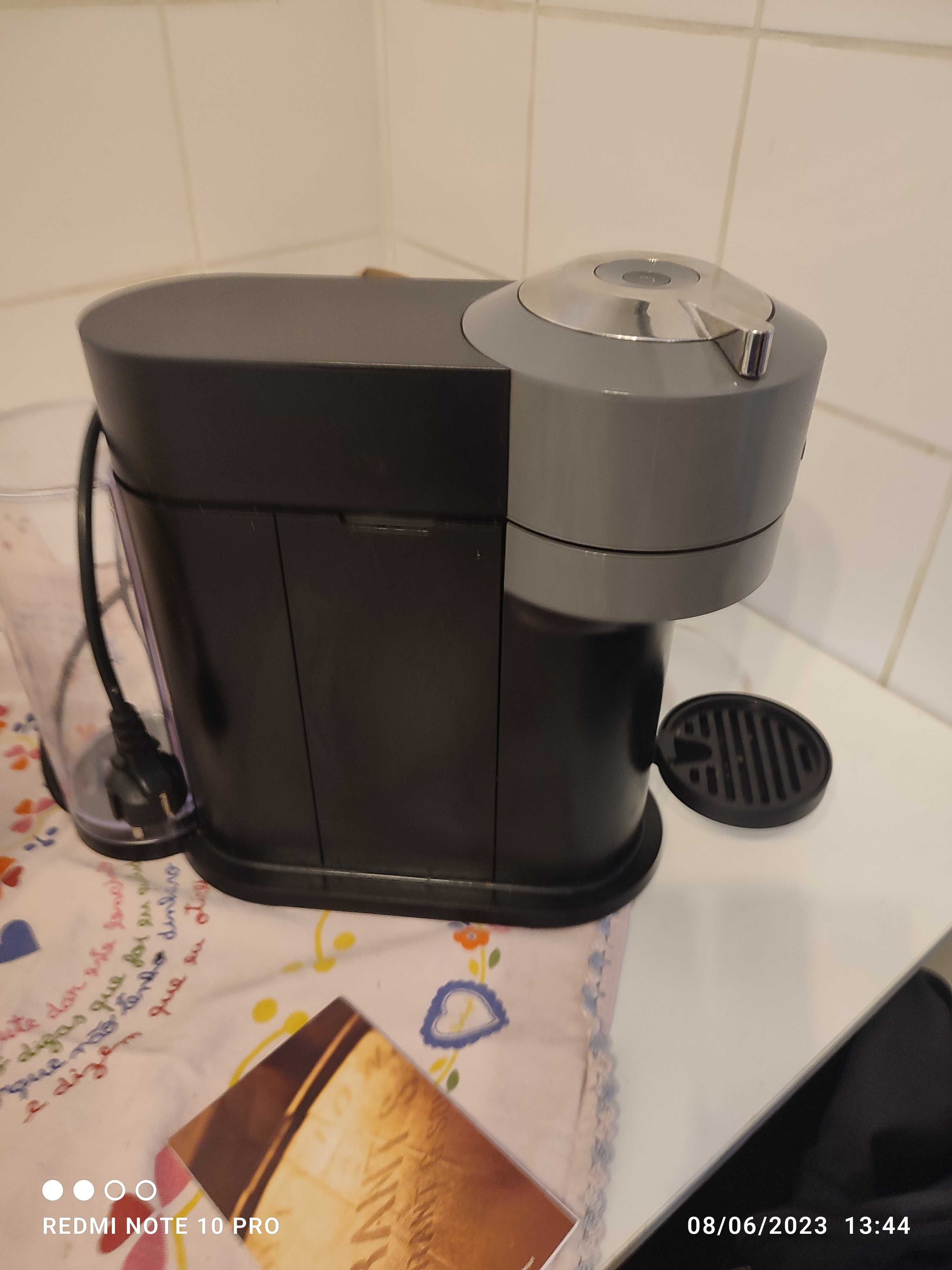 Vendo máquina de café Nespresso