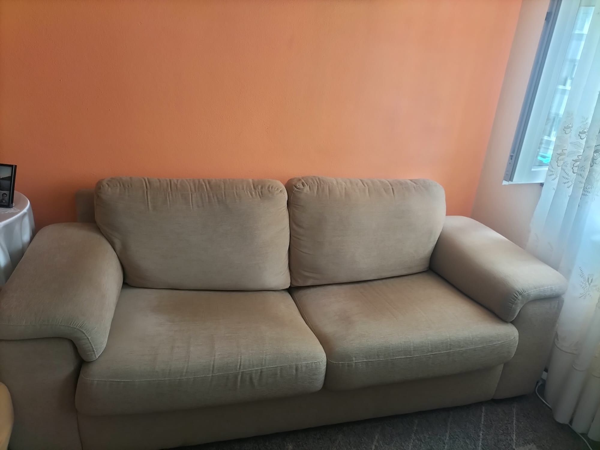 Conjunto de dois sofás