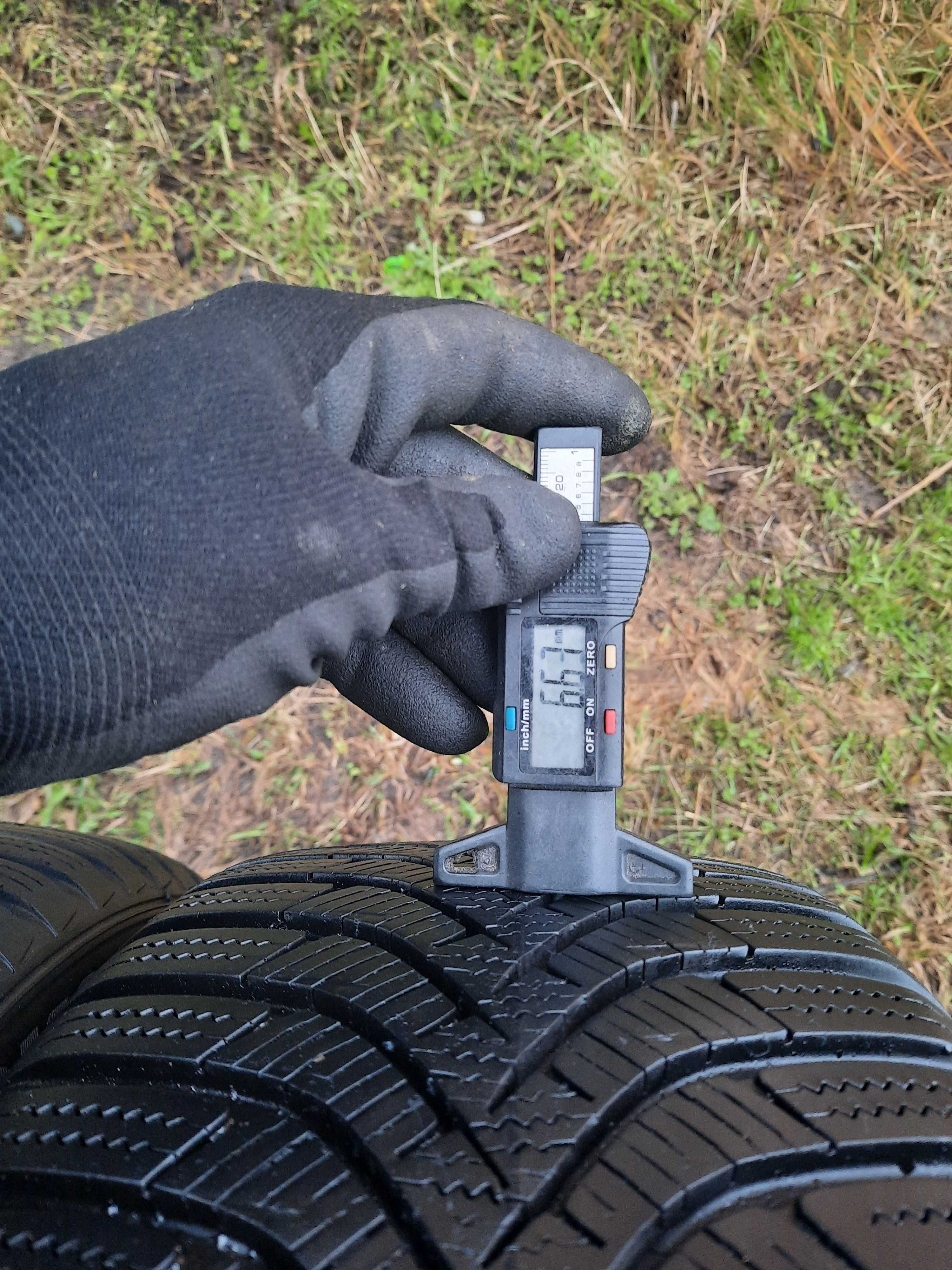 Opony zimowe klasy średniej HANKOOK 195/50/15 ok. 7 mm 2020 r.
