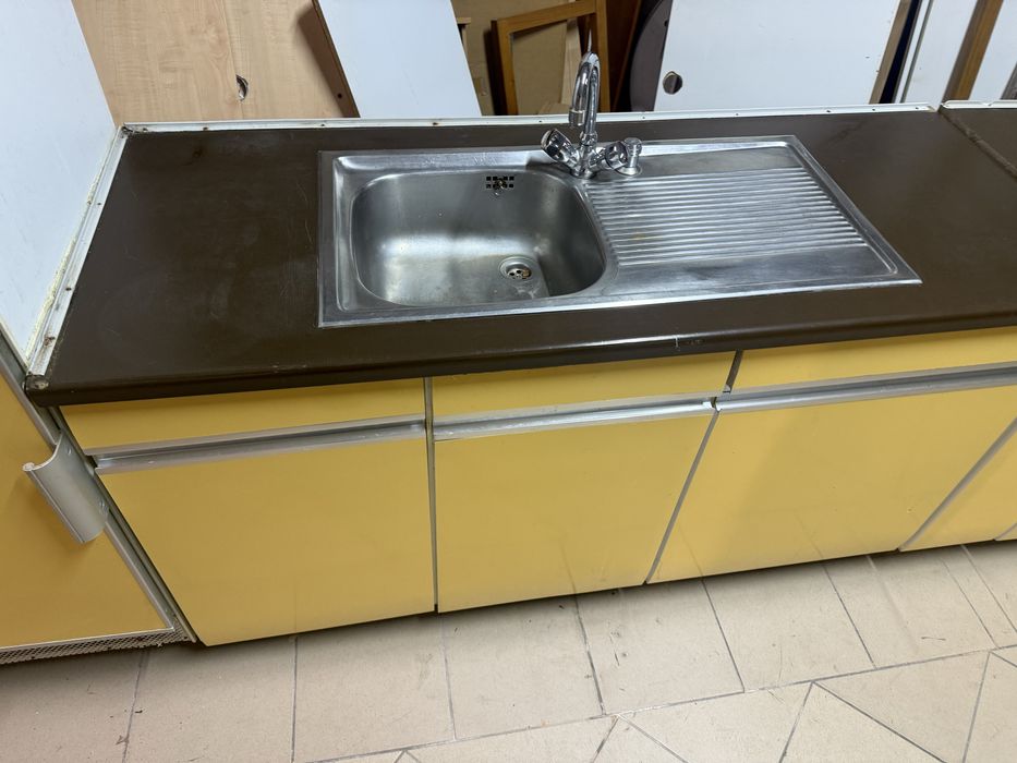 Duza kuchnia z Niemiec | Zabudowany sprzet AGD - Dowoz do domu