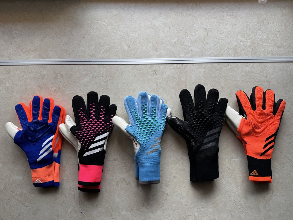 Воротарські рукавиці Adidas Predator