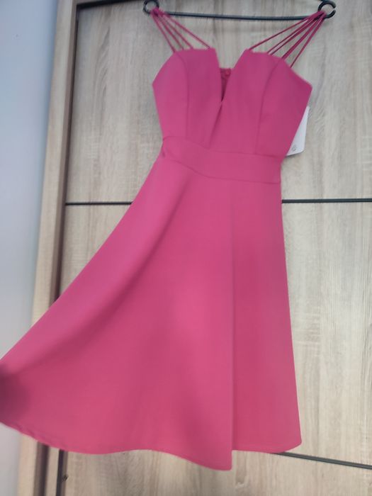 Nowa sukienka r.uniwersalny