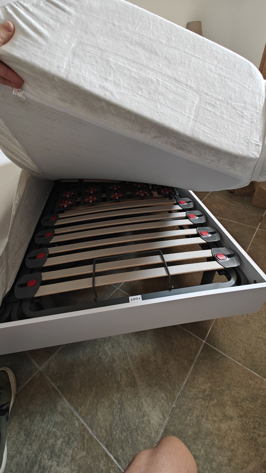 Cama casal articulada