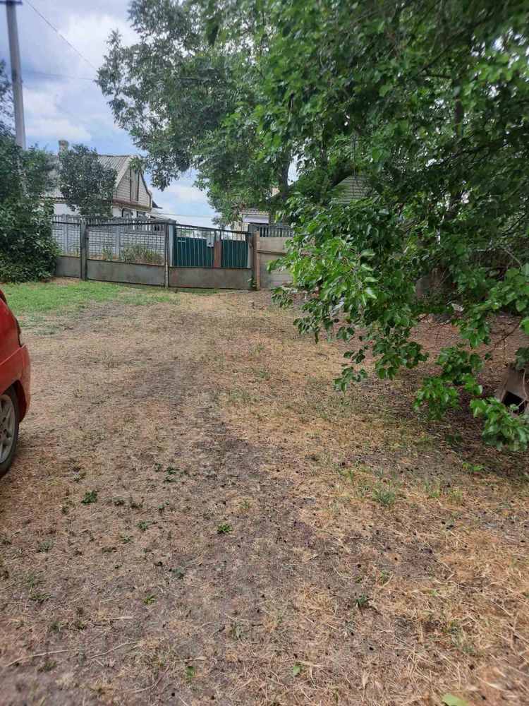 Продам ділянку с будинком