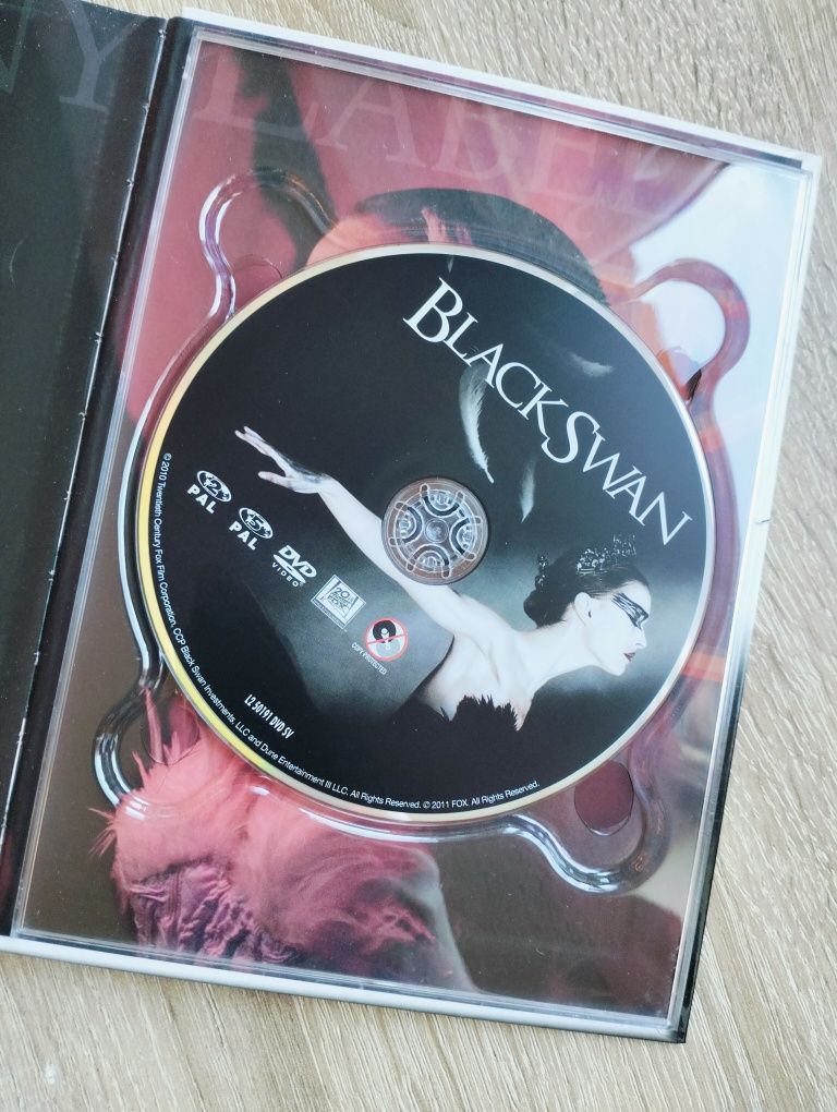 Czarny łabędź film DVD