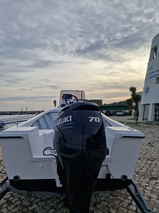 Barco obe pescado 540 motor suzuki 70hp