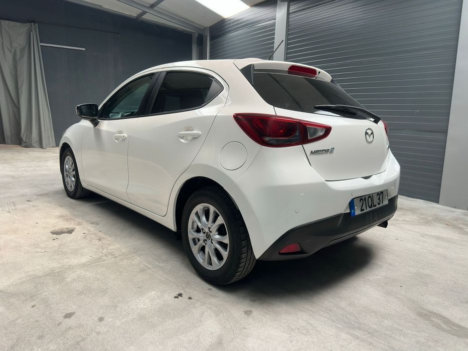 Mazda 2 1.5 Diesel SkyActive Como Novo