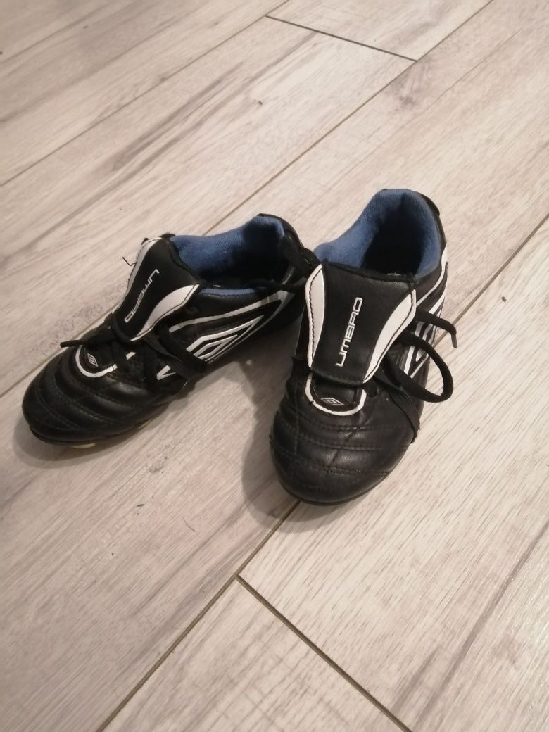 Korki buty umbro 27.