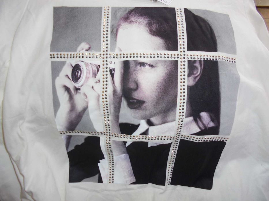 camisola de menina da marca Mayoral nova com etiqueta