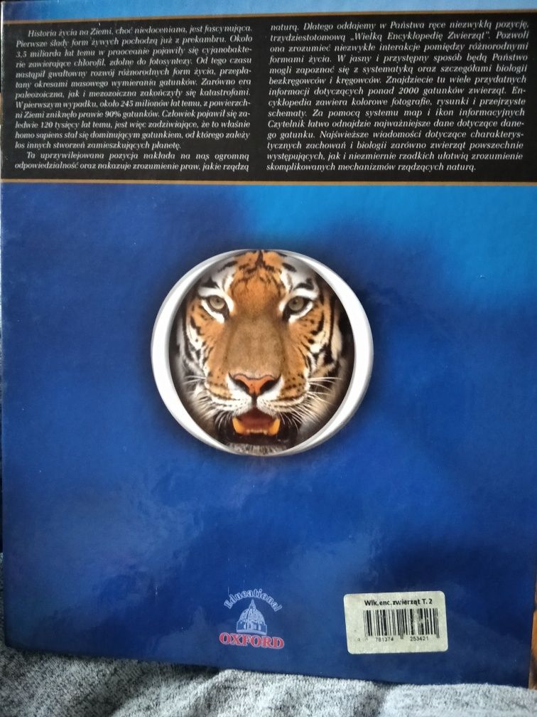 Książka „ wielka encyklopedia zwierząt "ssaki