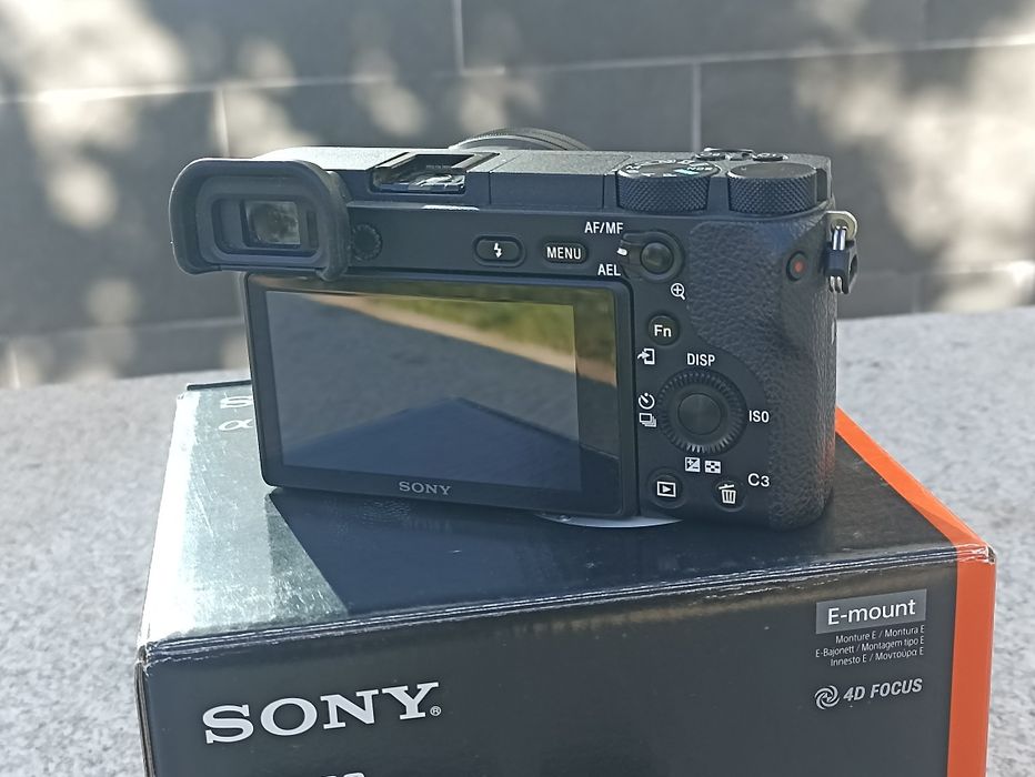 Câmara Sony A6500