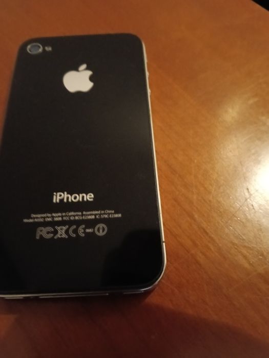 Vendo iPhone 4 para peças