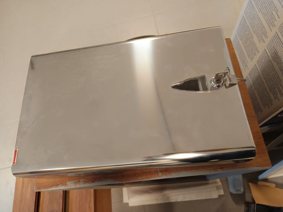 Dispensador de toalhetes de papel INOX