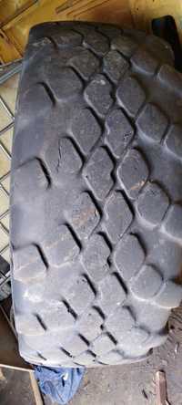 Opona 21,5/75 R21  550/75R21