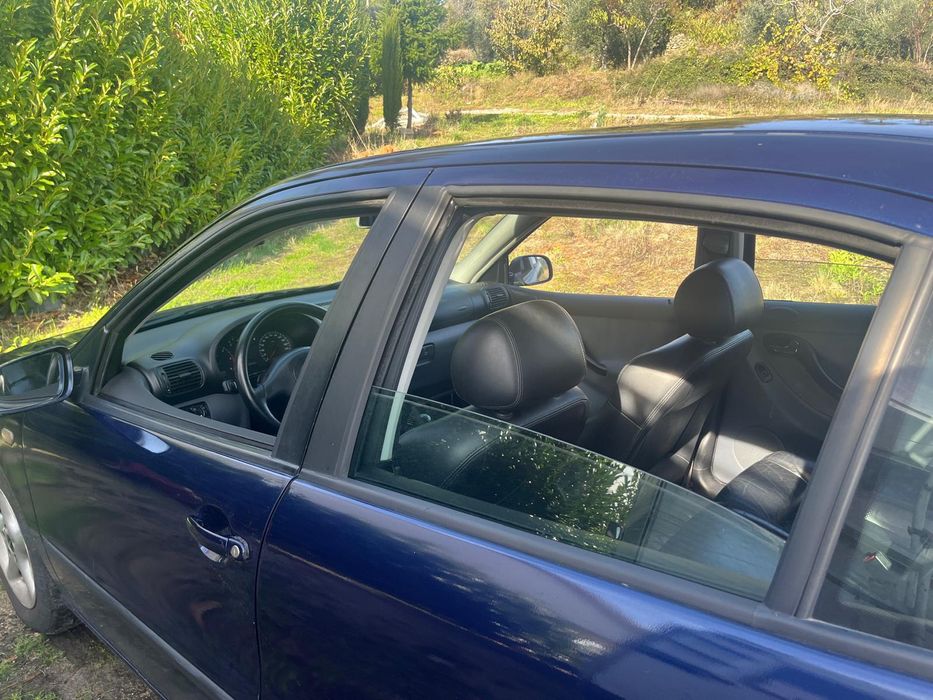 SEAT Toledo carro