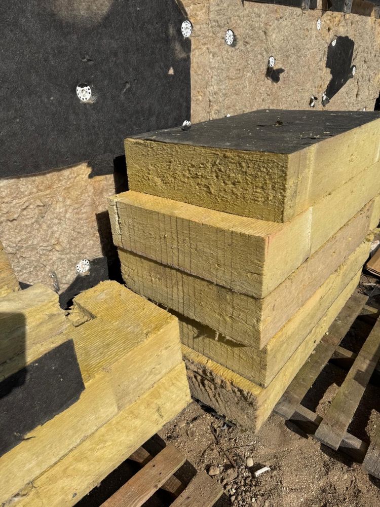 ISOVER 18 cm, y31 - Wełna Mineralna z włókna szklanego