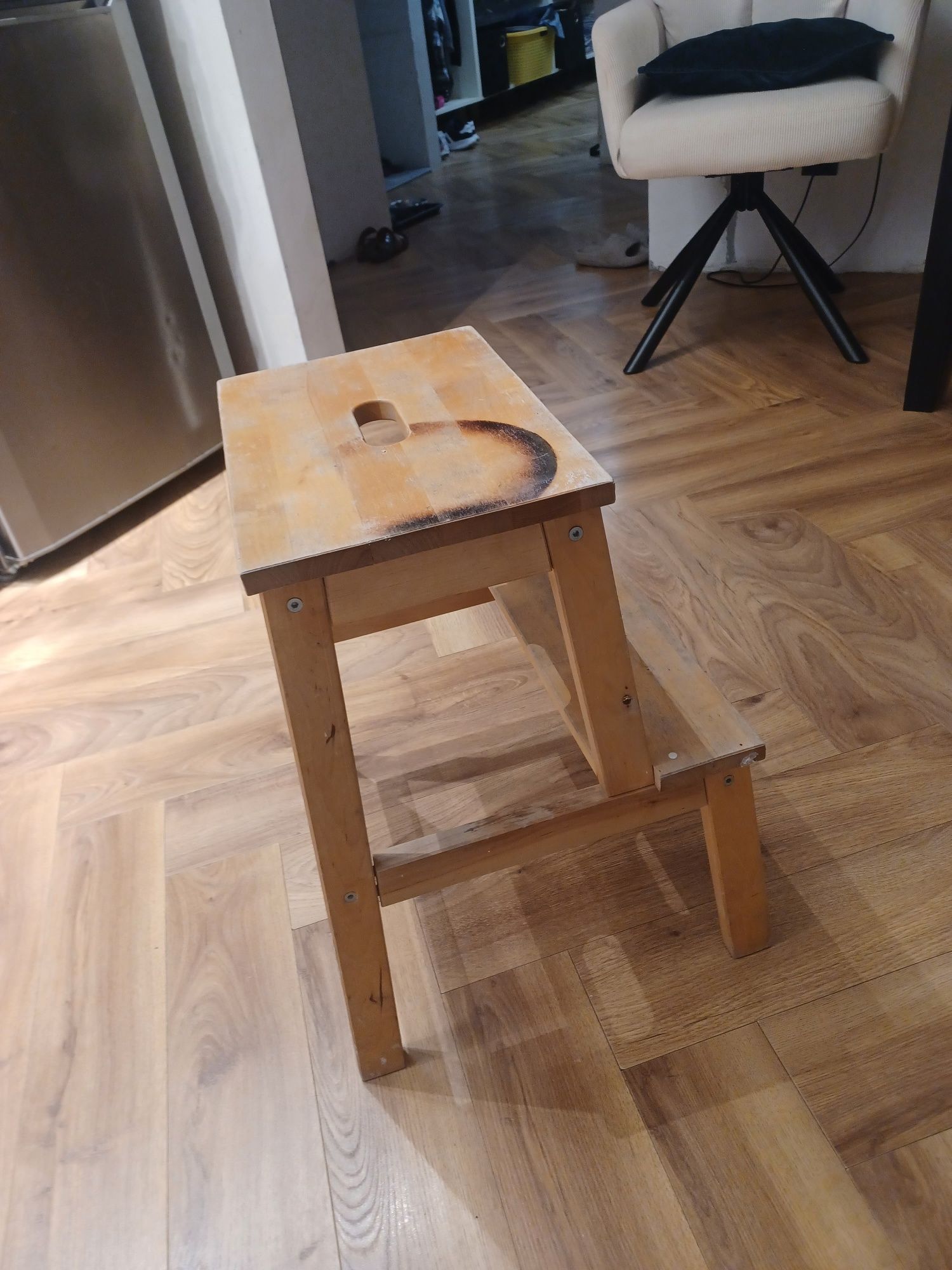 Stołek taboret  drewniany IKEA