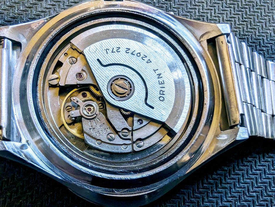 Наручные часы Orient 27 камней.