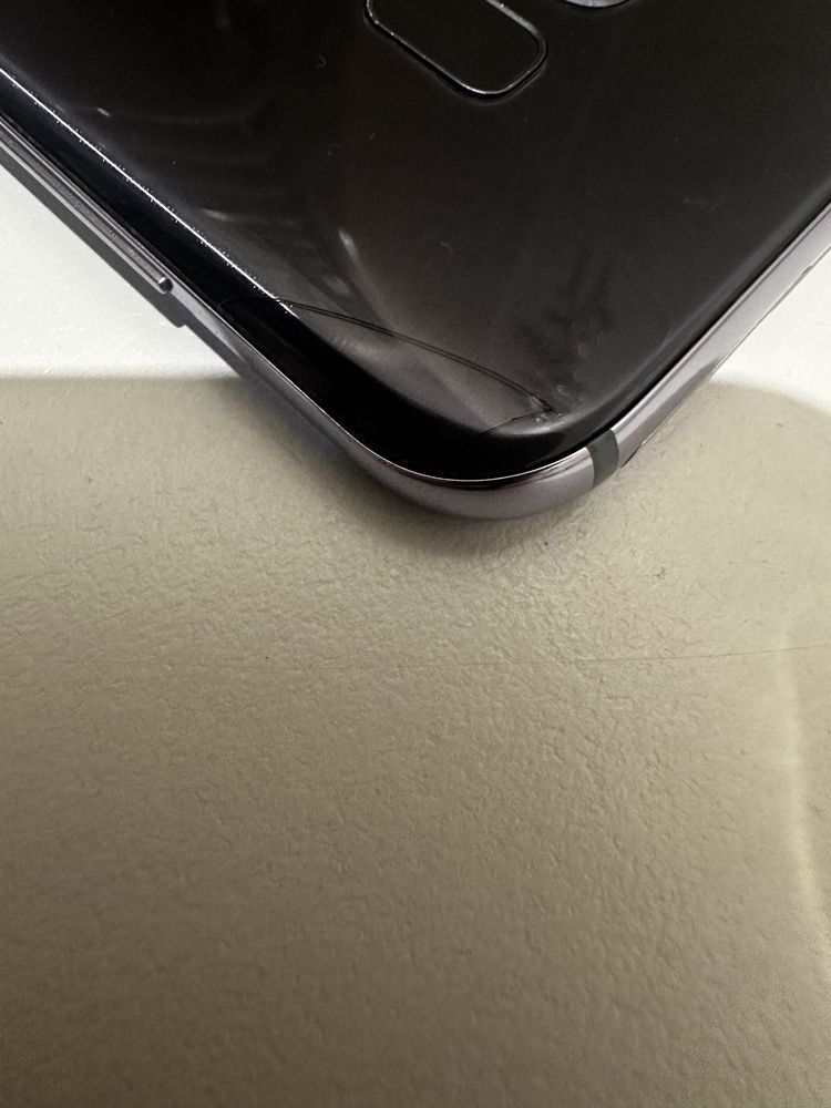Samsung Galaxy S8 Plus 4/64 (опис)