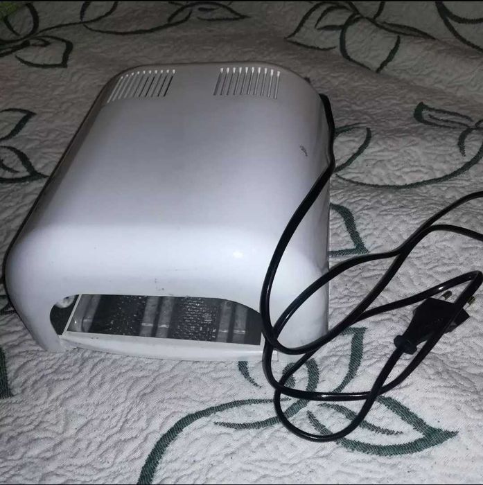 Catalisador de unhas de gel