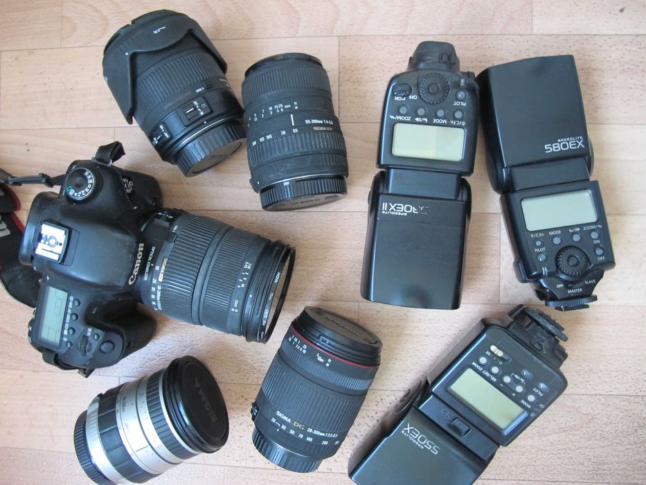 Canon EOS 7D, спалахи  об'єктиви