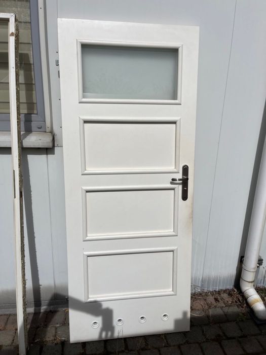 Drzwi białe wewnętrzne z klamką, używane 80, 90 prawe, lewe