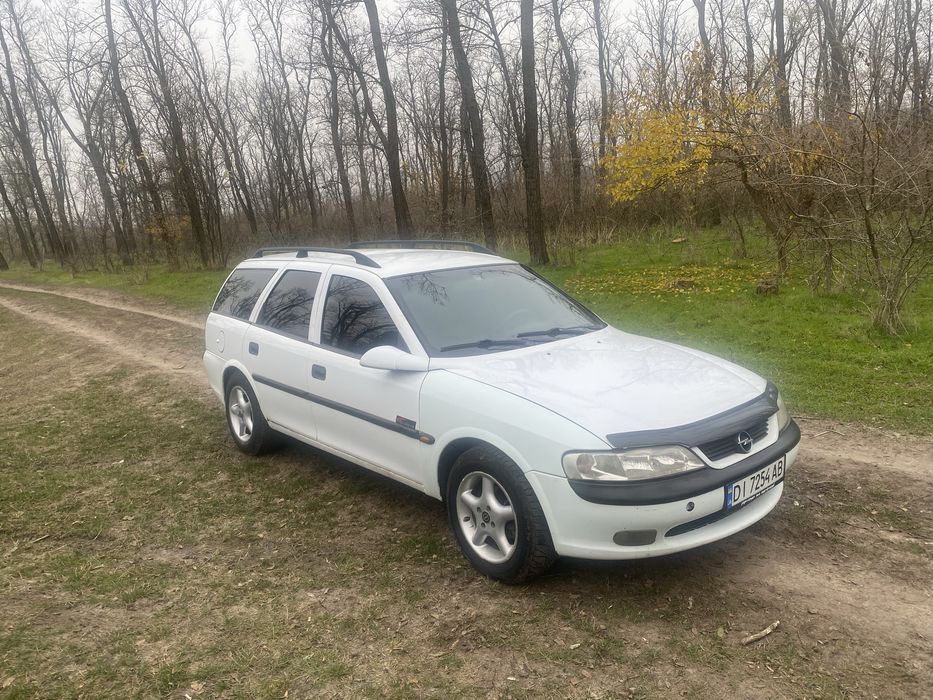 Опель Вектра 2.0 турбодизель. Стан доглянутий!